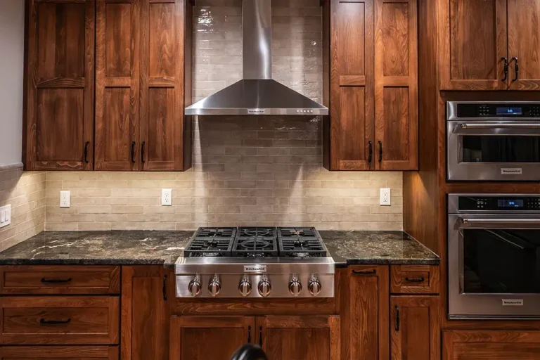 Kitchen with gas range - Cole Construction custom home